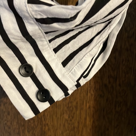 Long sleeved tunic - Picture 2 of 4